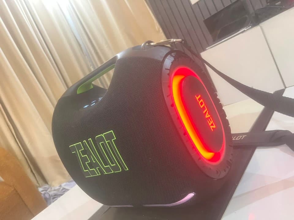 Zealot Portable Waterproof Speaker