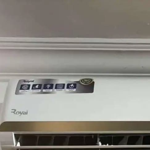 Royal 1HP Inverter AC with Kits