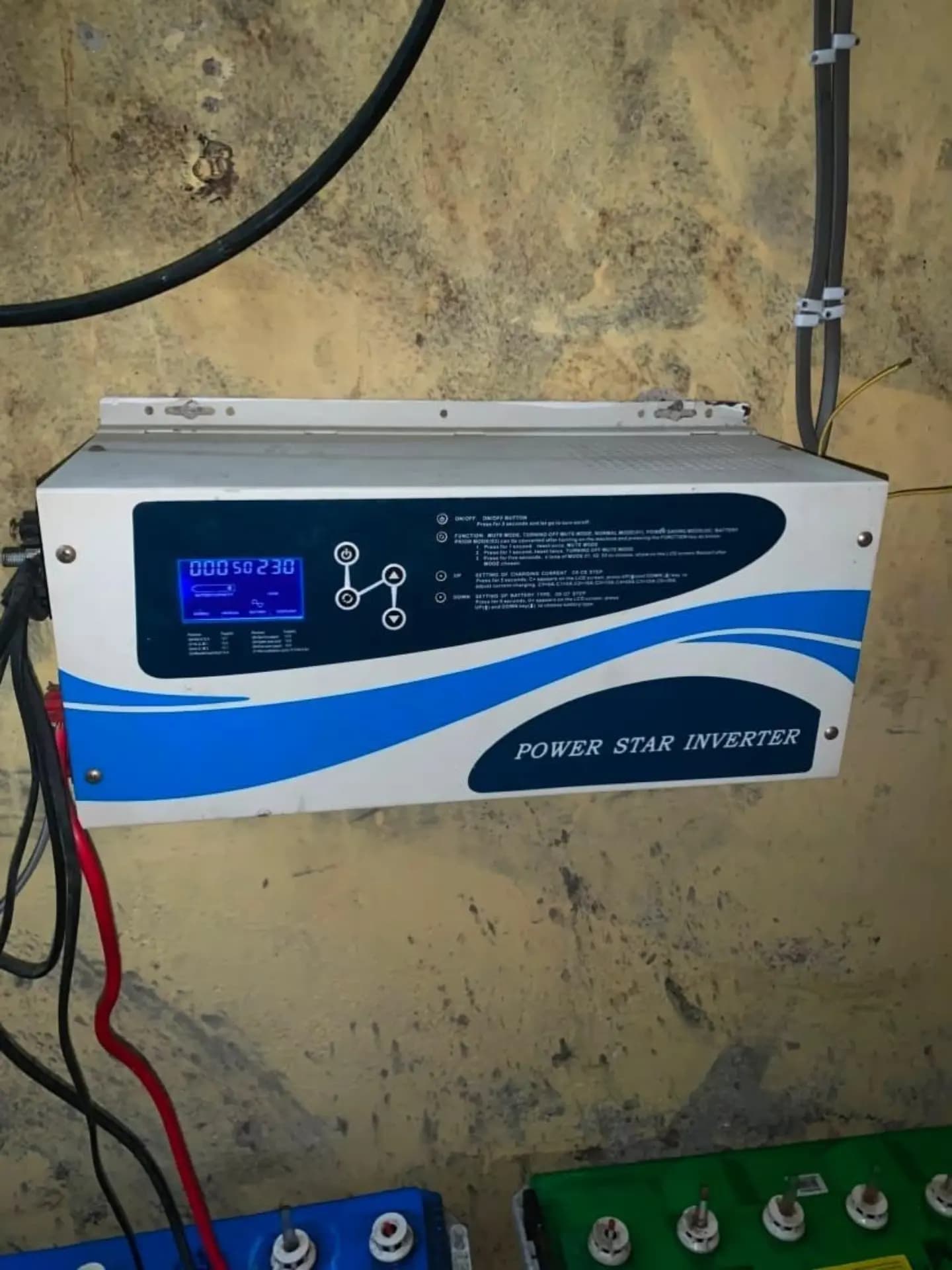 Felicity 2.5KVA Inverter with 6 Batteries and Charge Controller