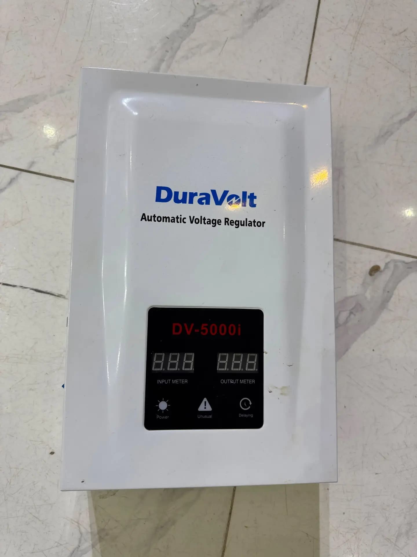 DURAVOLT 5000W WALL STABILIZER