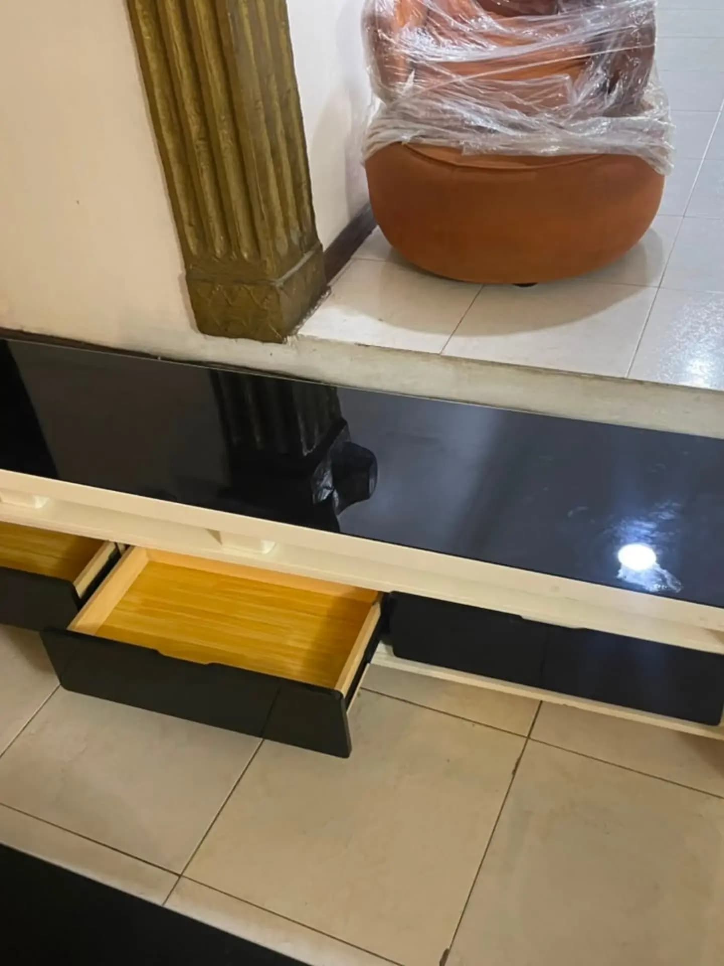 Imported Centre Table with Console