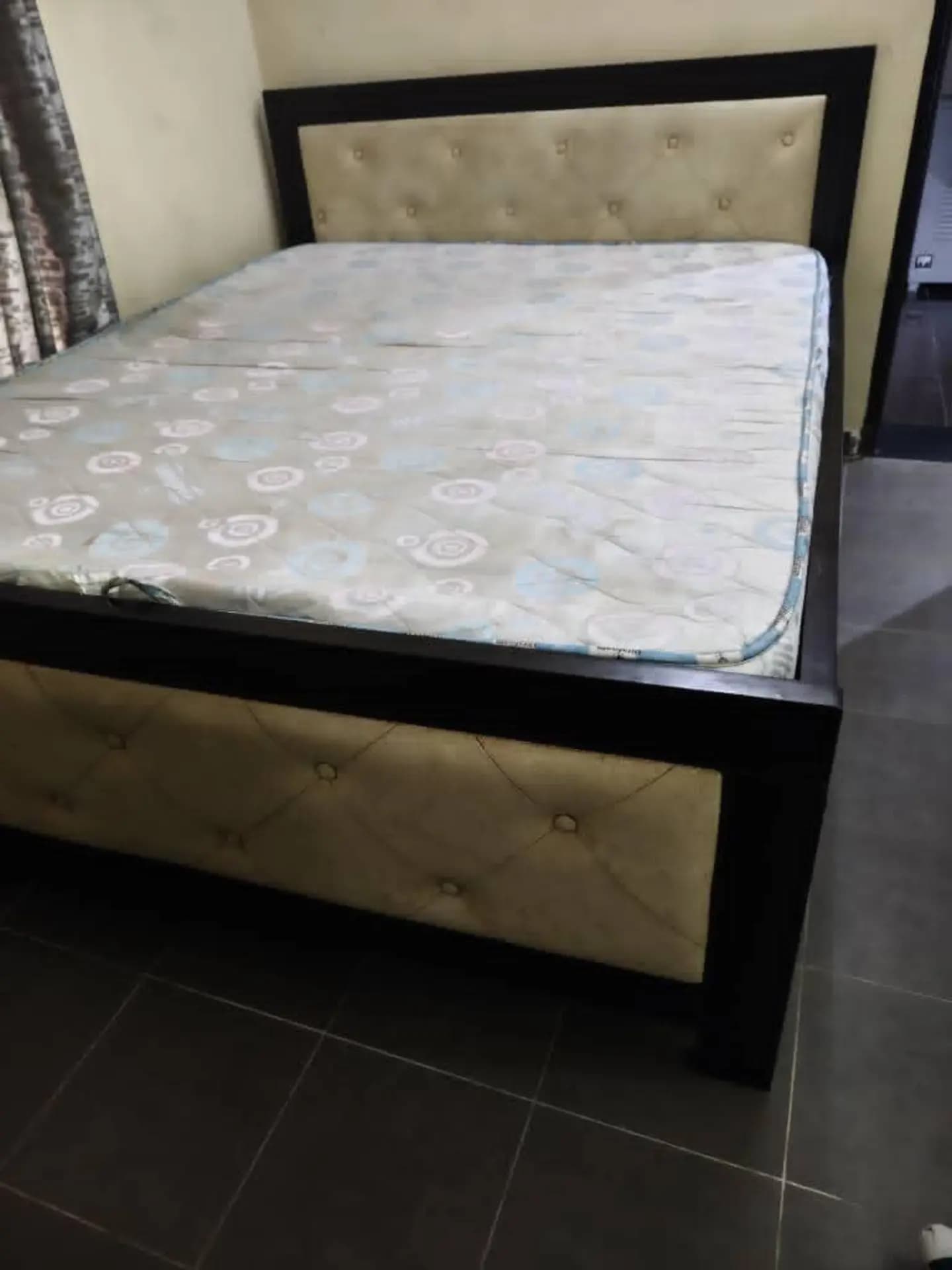5BY6 Bedframe with Mattress