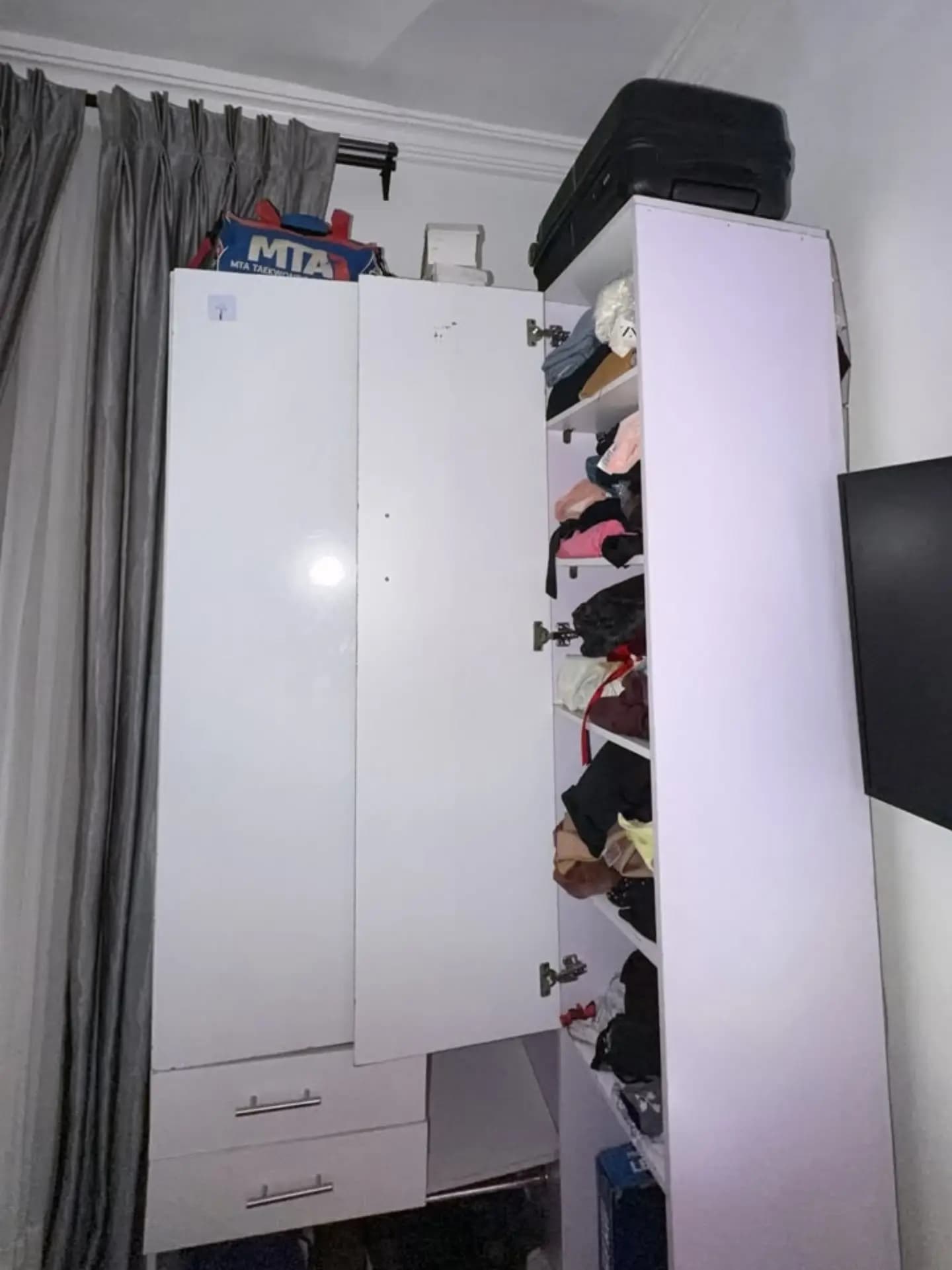 HDF Wardrobe