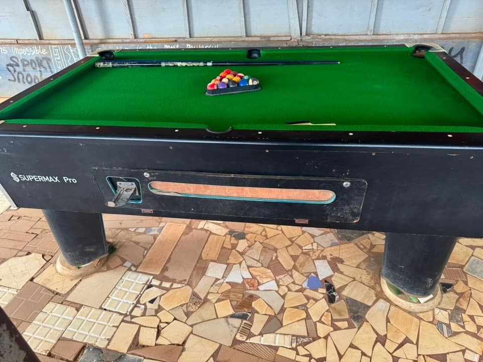 Neatly used Supermax pro marble coin snooker board with full accessories and 50 coins (3pcs available)