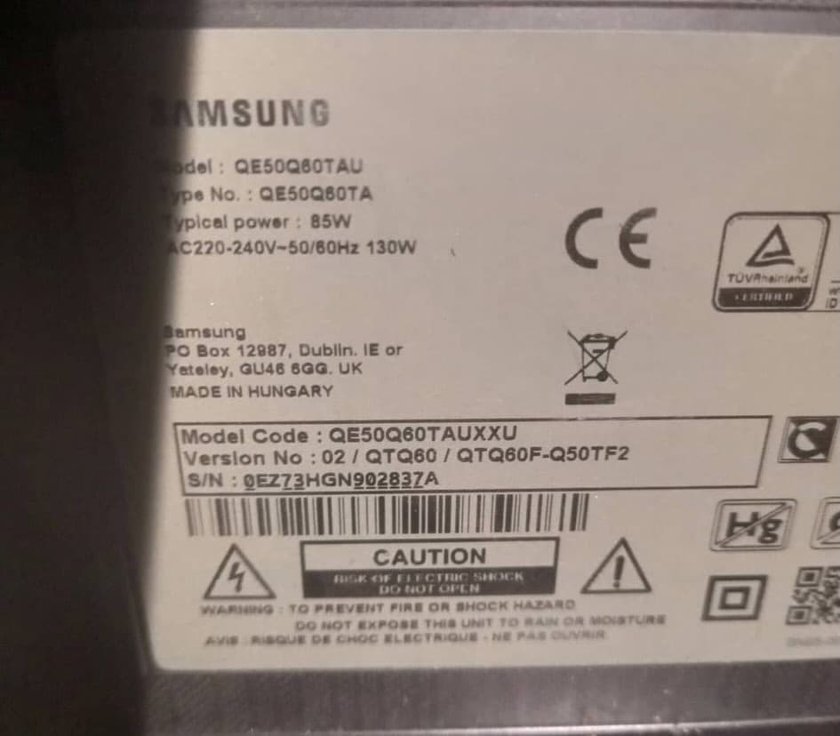 Clean Neatly Used 50 inches Samsung 4K Smart TV with Remote