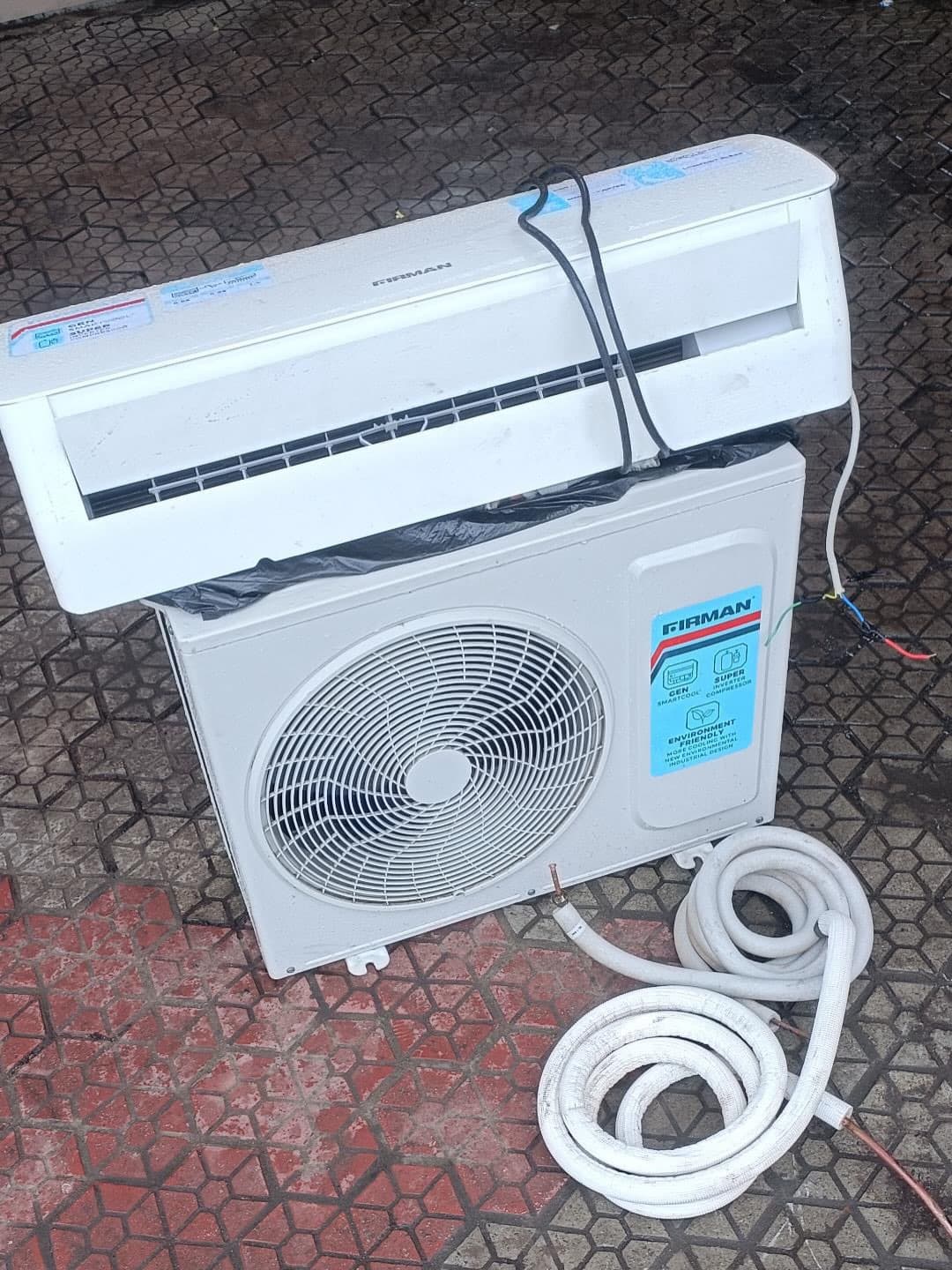 Firman 1.5hp Inverter AC with Kit