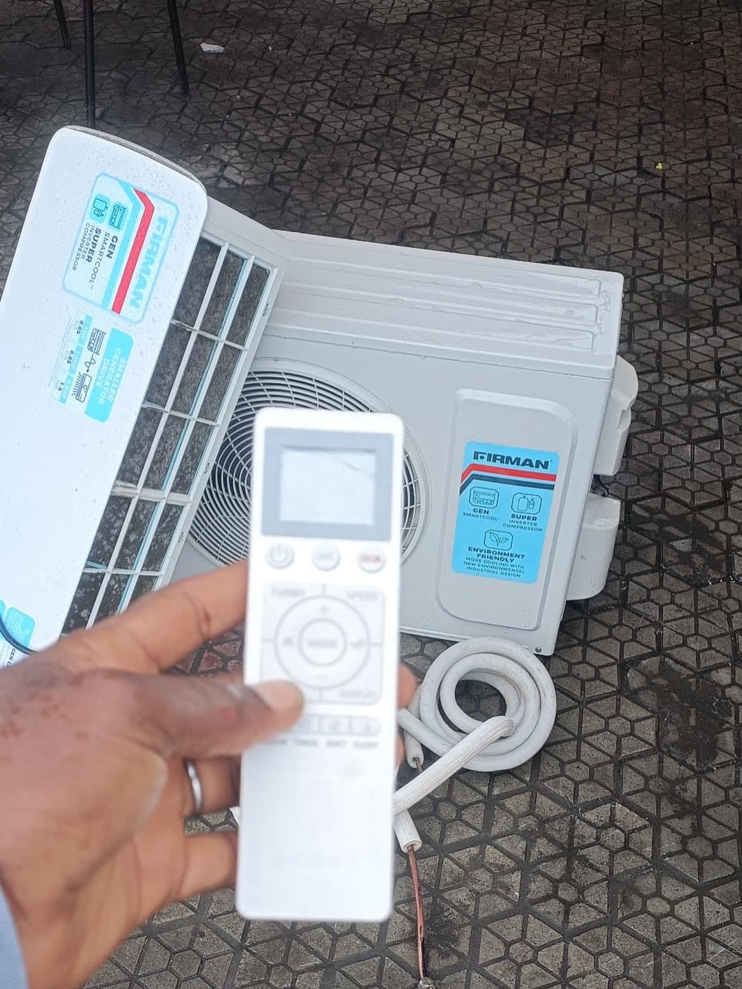 Firman 1.5hp Inverter AC with Kit