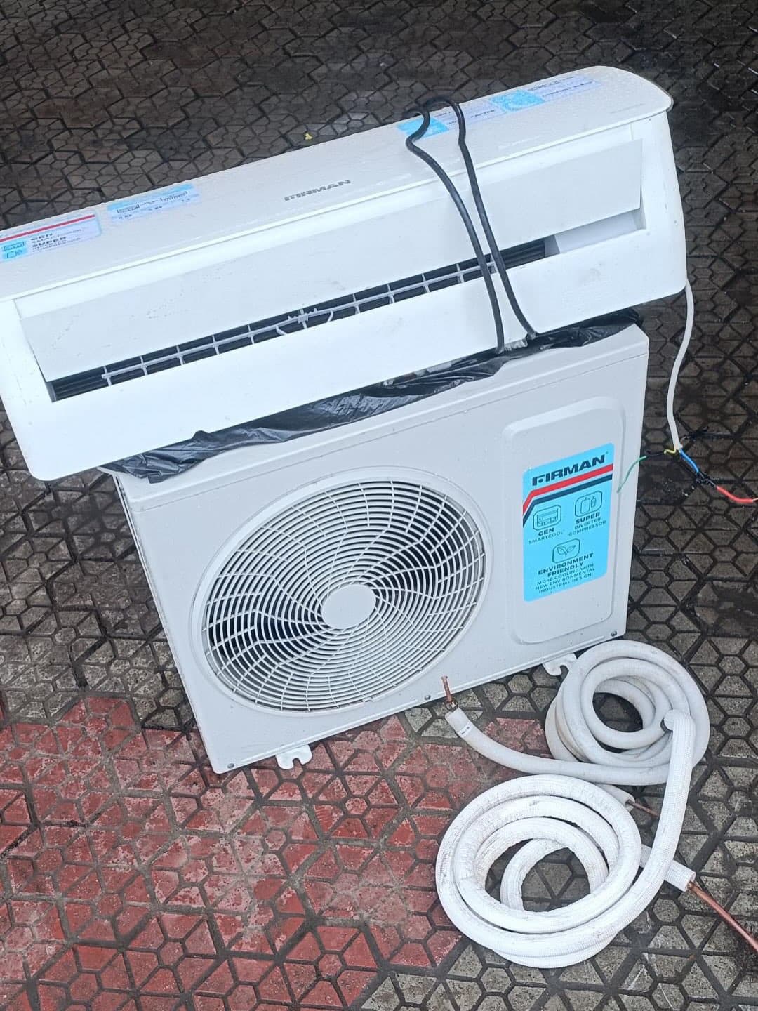 Firman 1.5hp Inverter AC with Kit