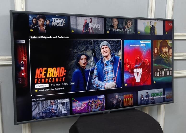 43" Samsung Premium Smart TV