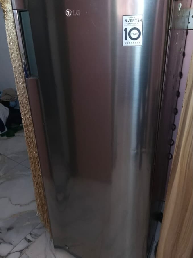 Neatly Used LG Inverter Fridge 165L Single Door