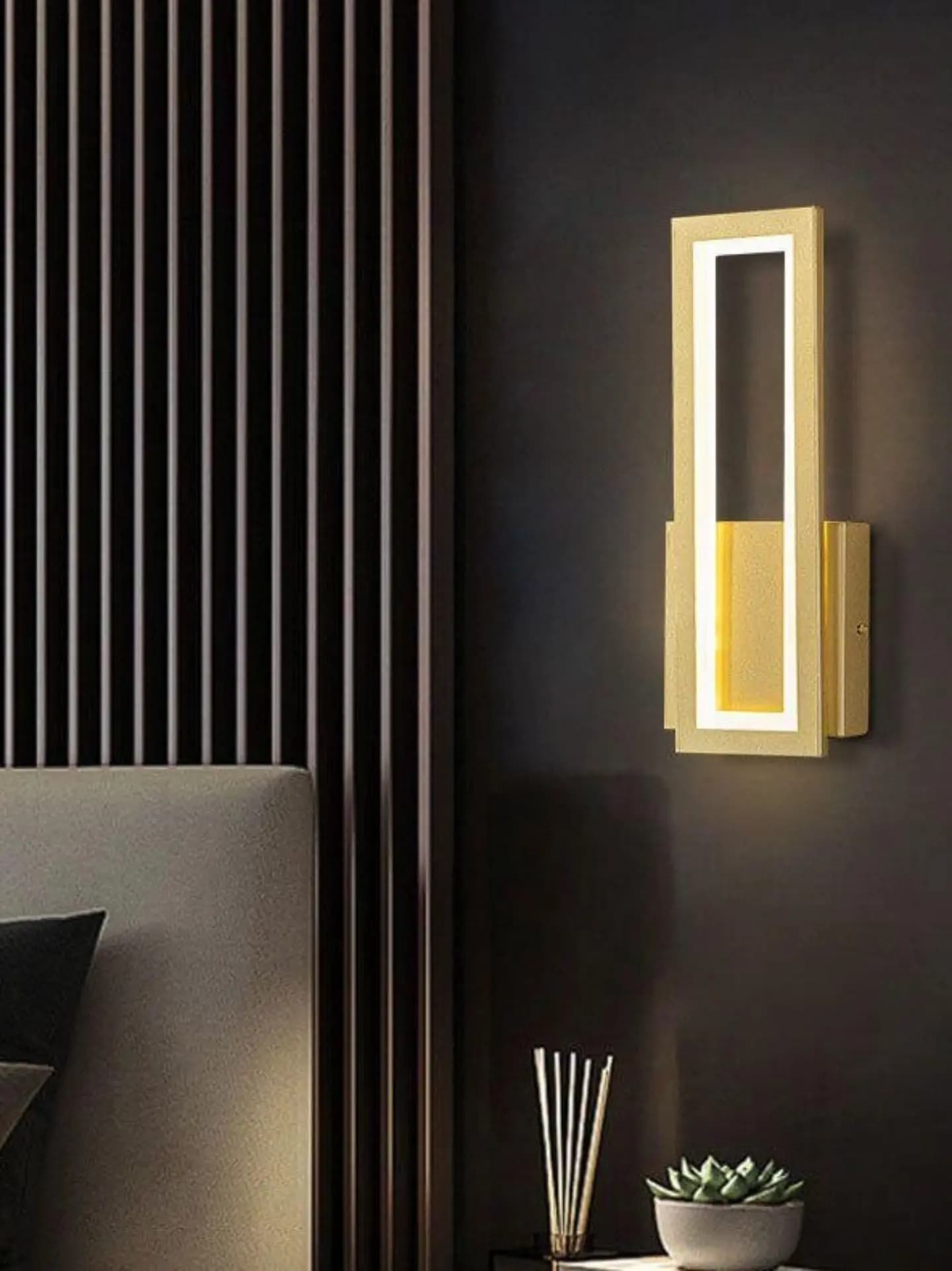 LED Light (Warm and White)