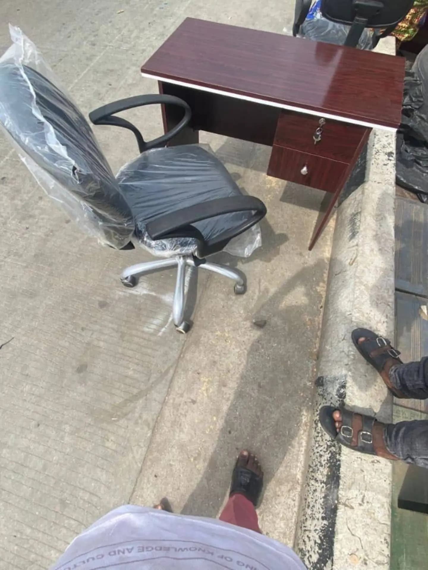 3ft Table and Chair Set