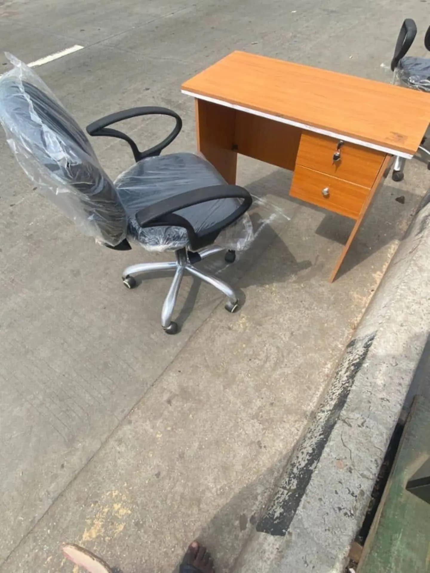 3ft Table and Chair Set